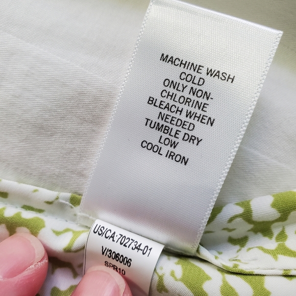 Banana Republic SMALL Blouse Green Flowery - Picture 10 of 10